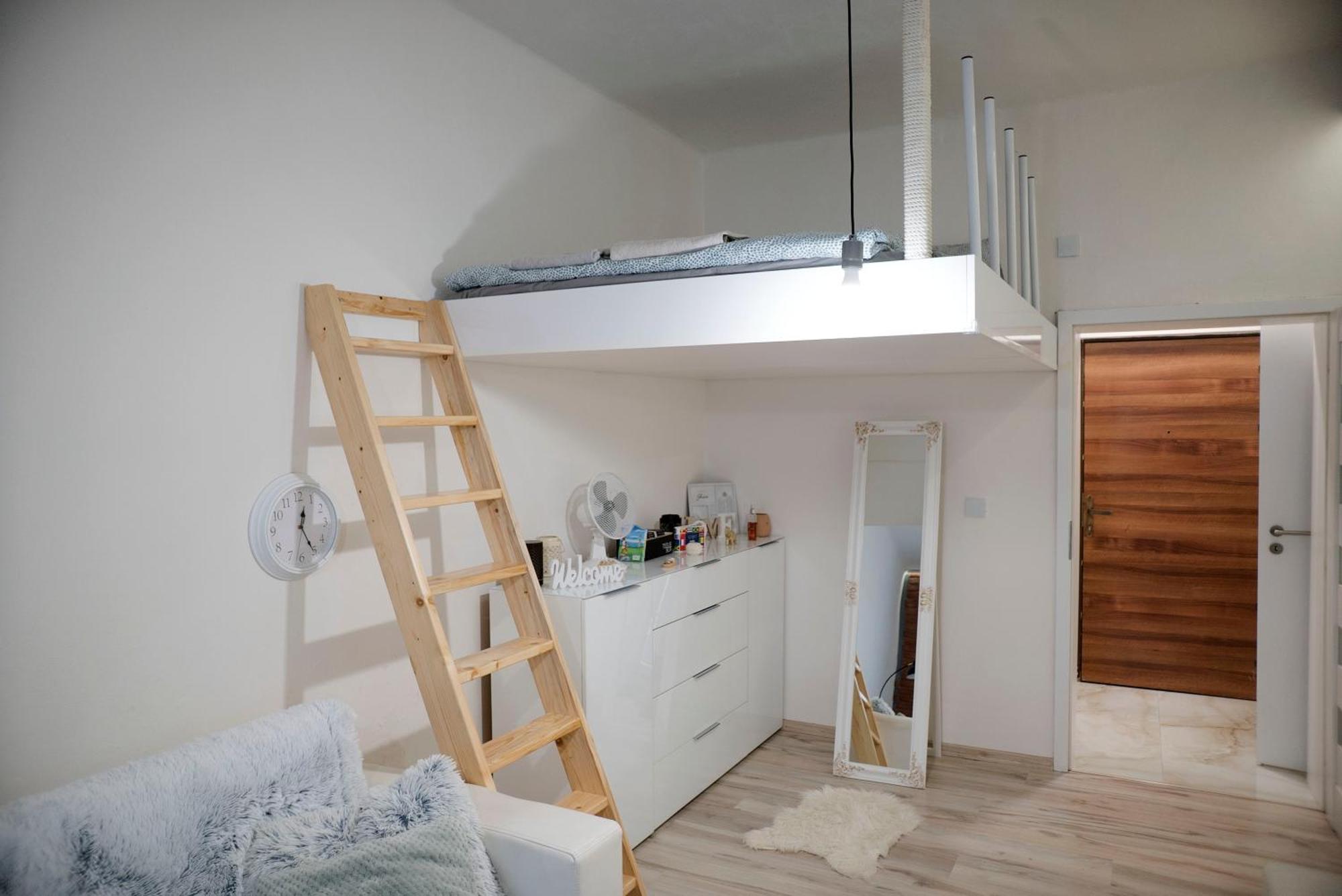 New Stylish Place For Couple Bratislava Eksteriør bilde